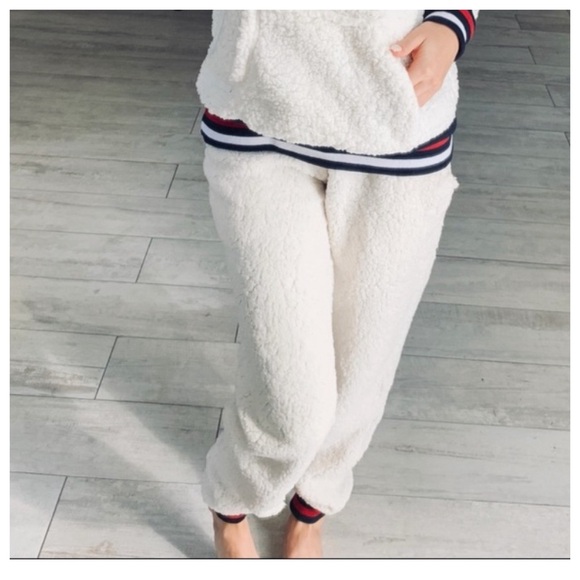 Reflex SNOW BELL Sherpa in Off White Jogger Sz M - Picture 3 of 3